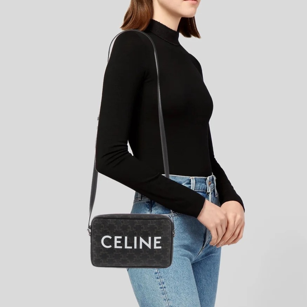 CELINE Medium Triomphe Canvas Messenger Bag